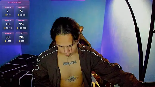 Snapshot of Maximiliano_scoott__ chatting on September 29, 6:59 pm Maximiliano scoott online show from September 29, 6:59 pm