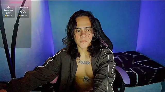 Snapshot of Maximiliano_scoott__ chatting on September 23, 6:07 pm Maximiliano scoott online show from September 23, 6:07 pm
