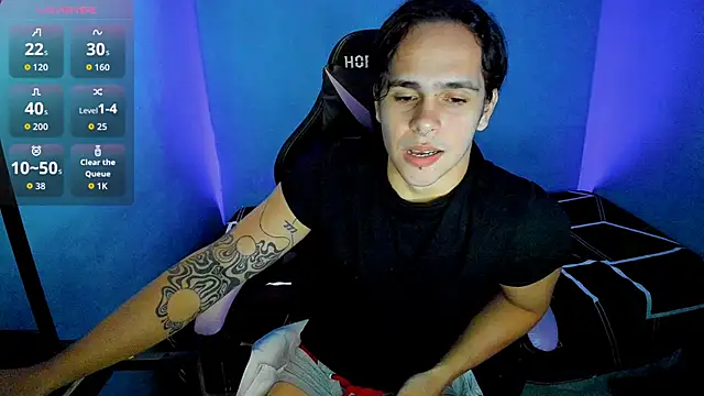 Snapshot of Maximiliano_scoott__ chatting on September 10, 8:07 pm Maximiliano scoott online show from September 10, 8:07 pm