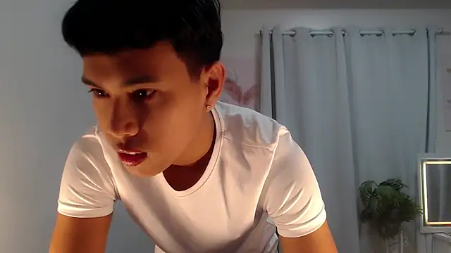 shokolet 2001 online show from January 10, 7:56 am