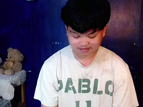 Reynelcock online show from April 10, 12:23 pm