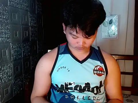 Reynelcock online show from September 13, 10:33 pm