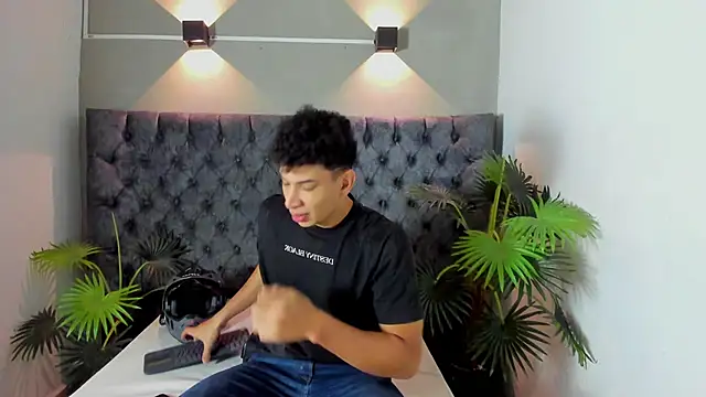 ALAN REDINGER online show from October 17, 1:15 pm