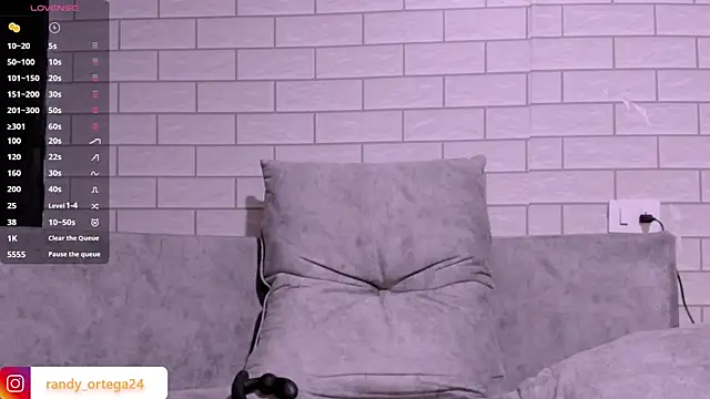 randyortega1 online show from October 18, 9:42 pm