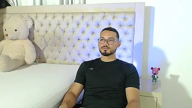 marcusblade online show from January 7, 1:32 am