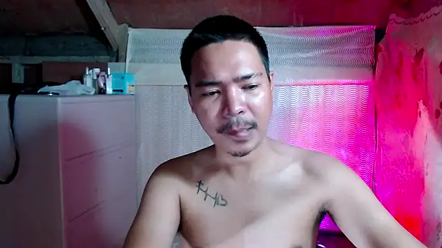 Snapshot of MANIACasianX chatting on September 25, 7:51 am MANIACasianX online show from September 25, 7:51 am