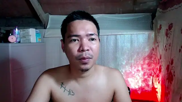 Snapshot of MANIACasianX chatting on October 1, 10:08 am MANIACasianX online show from October 1, 10:08 am