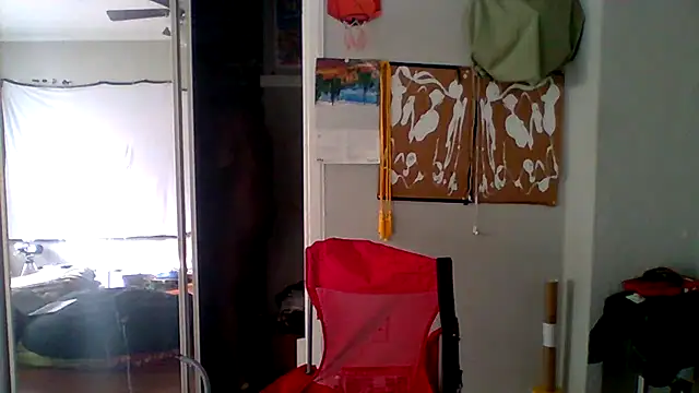 Snapshot of JezOne555 chatting on September 19, 2:28 pm JezOne555 online show from September 19, 2:28 pm