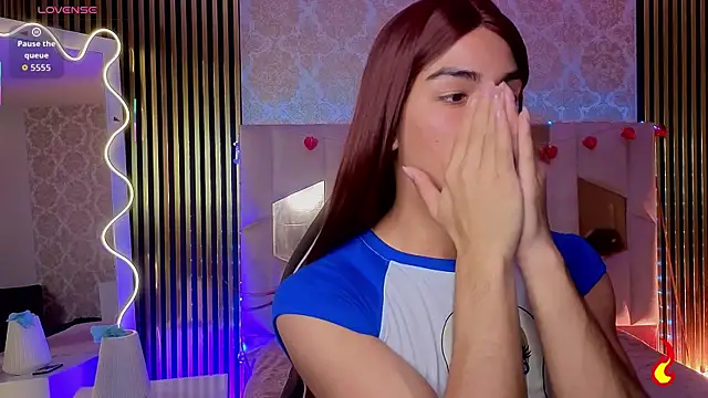 LIHIAN TAY online show from April 2, 5:54 pm