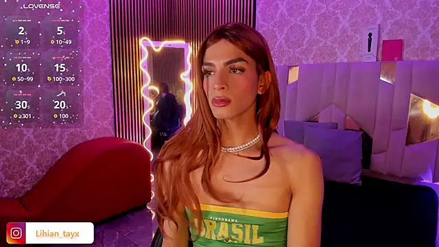 LIHIAN TAY online show from October 10, 3:55 am