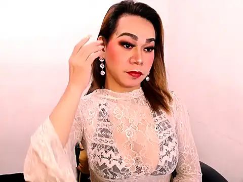 xxMistressWildKimxx online show from October 4, 12:48 am