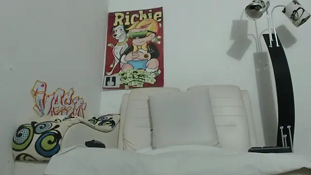 Thomasjons  online show from February 10, 4:17 am