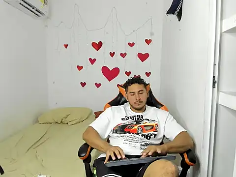 ashlan king online show from February 26, 7:26 pm