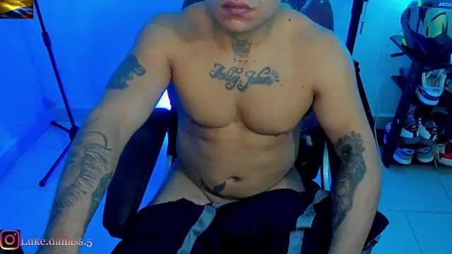 zeus 7777 online show from February 16, 10:13 am