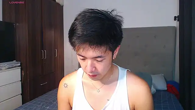 Addictiveboi online show from March 25, 2:04 am