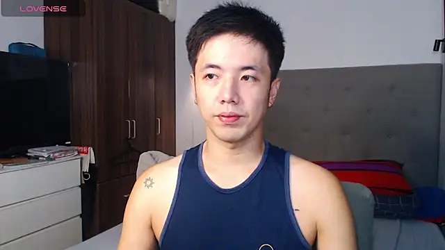 Addictiveboi online show from February 8, 3:12 am