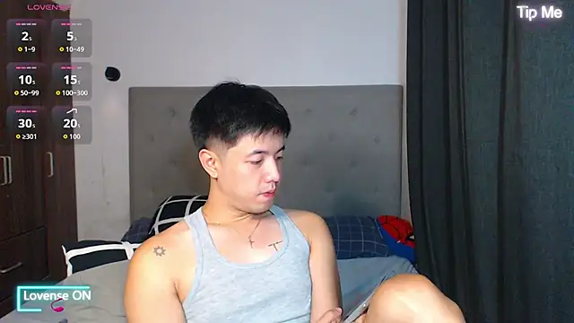 Addictiveboi online show from November 25, 5:20 am