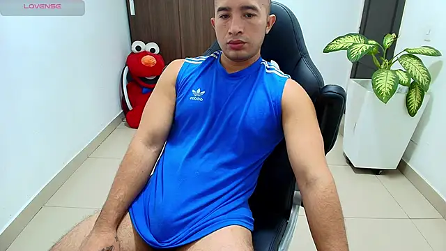 sebastian oconnor77 online show from October 16, 1:30 pm