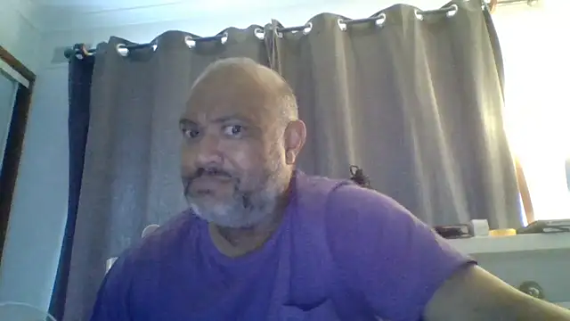 CrackedPanda5 online show from June 11, 1:16 am