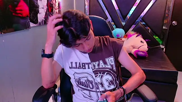 alandelrey57 online show from January 11, 5:33 am