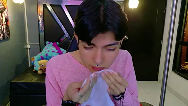 alandelrey57 online show from January 7, 3:11 am