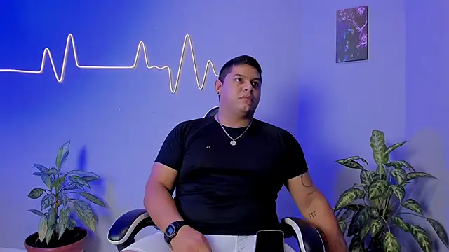 Maximus Steel online show from November 13, 11:48 am