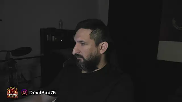 DevilPup75  online show from June 16, 1:46 pm