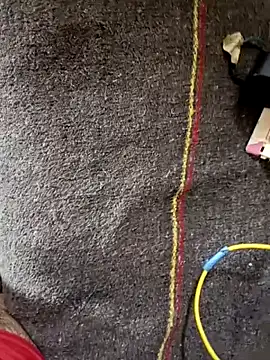 Snapshot of alber907 chatting on October 10, 10:46 pm alber907 online show from October 10, 10:46 pm