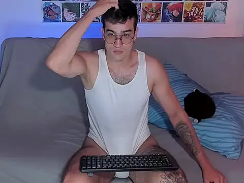 CamCumBoy online show from September 22, 10:15 am
