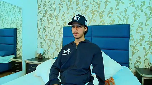 Marcus Jeron online show from October 8, 5:34 am