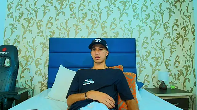 Marcus Jeron online show from October 17, 10:47 pm