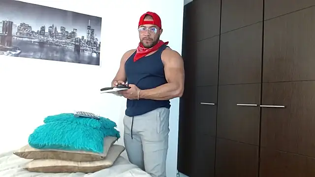 Snapshot of AntonyDAngelo25 chatting on September 27, 7:23 pm AntonyDAngelo25 online show from September 27, 7:23 pm