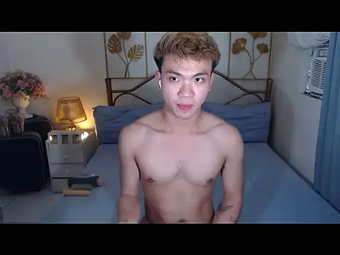 Snapshot of JerichoGutierez chatting on September 12, 5:18 am JerichoGutierez online show from September 12, 5:18 am