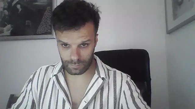 Snapshot of FROCETTO93 chatting on September 25, 1:10 pm FROCETTO93 online show from September 25, 1:10 pm