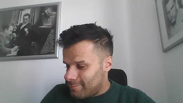 Snapshot of FROCETTO93 chatting on October 14, 12:34 pm FROCETTO93 online show from October 14, 12:34 pm