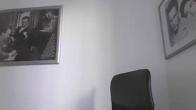 Snapshot of FROCETTO93 chatting on October 9, 2:33 pm FROCETTO93 online show from October 9, 2:33 pm