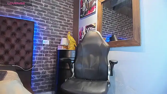 Matteo12  online show from October 9, 6:29 am