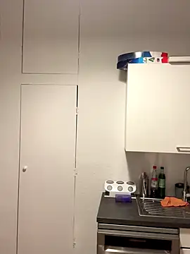 FullTattooBoy online show from December 15, 4:53 am