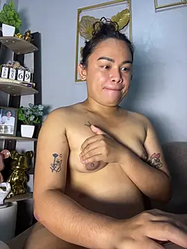 Angela Virgin online show from April 7, 4:40 pm