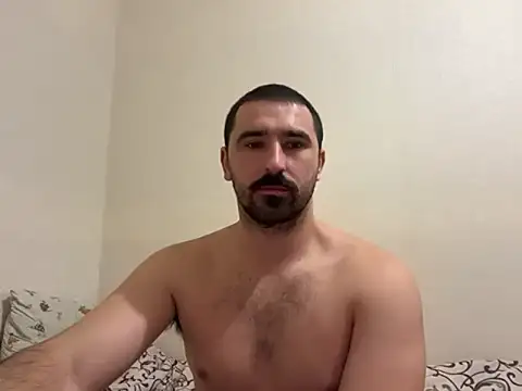 Hard to Obey online show from November 6, 8:01 pm