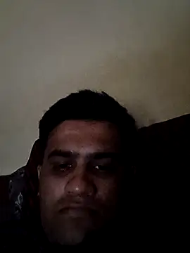 nareshrddd5 online show from October 18, 11:37 am