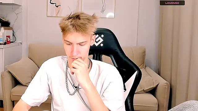 MrSexyCum4U online show from October 21, 12:08 pm