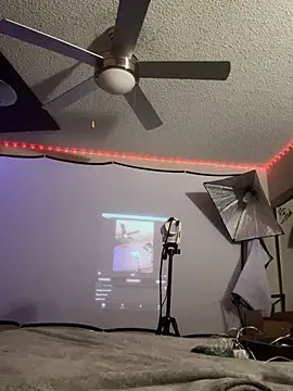 Triggerhappycj100 online show from March 11, 2:57 pm