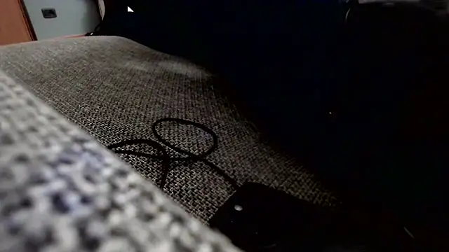 cucciolotto76 online show from November 13, 8:57 pm