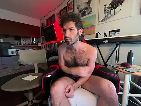 Pupscritch online show from April 15, 1:44 pm