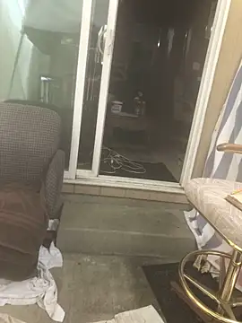 Uncutlounge online show from April 13, 12:00 am