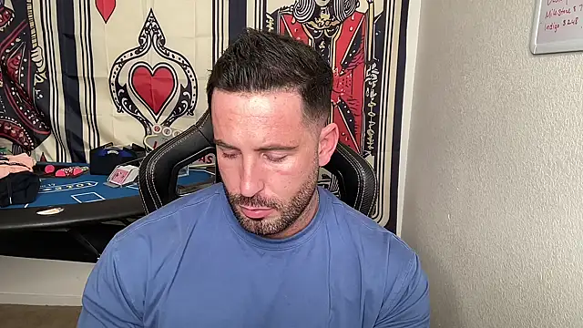 brettmycles28 online show from February 10, 9:52 pm