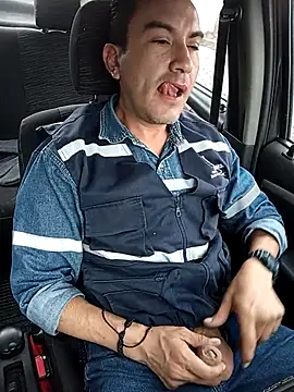 Blackaxes online show from April 22, 9:52 pm