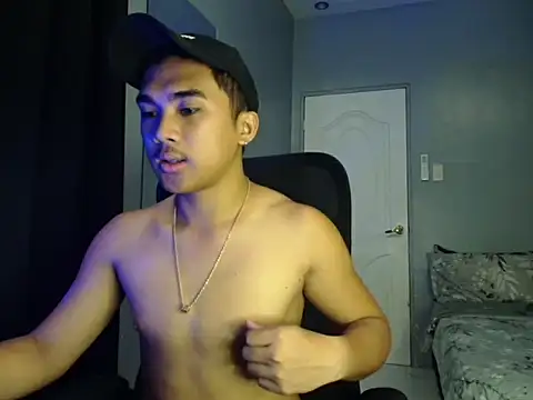 Snapshot of pinoyAdrianneXXX chatting on September 27, 1:03 am pinoyAdrianneXXX online show from September 27, 1:03 am