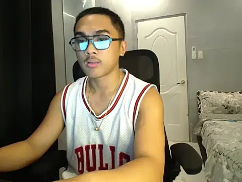 pinoyAdrianneXXX online show from October 13, 2:17 am